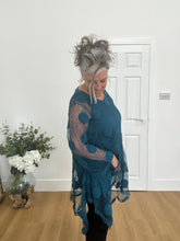 Load image into Gallery viewer, Fab circle net top in turquoise
