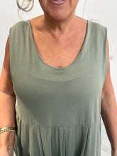 Load image into Gallery viewer, Slouchy jumpsuit
