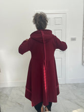 Load image into Gallery viewer, Sweatshirt coat

