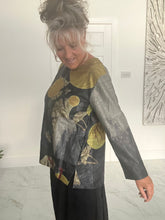 Load image into Gallery viewer, Bella Blue moon top
