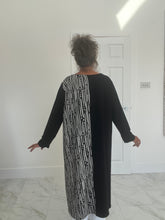 Load image into Gallery viewer, ID Range large pocket dress
