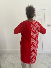 Load image into Gallery viewer, Nesley easy fit dress
