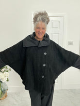 Load image into Gallery viewer, Cover Up oversized jacket
