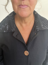 Load image into Gallery viewer, Nesley box jacket
