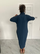 Load image into Gallery viewer, T- Shirt dress
