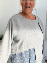 Load image into Gallery viewer, Sweatshirt jacket /top
