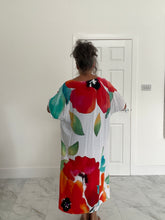 Load image into Gallery viewer, Easy to wear dress
