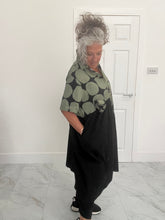 Load image into Gallery viewer, ID Quirky dress
