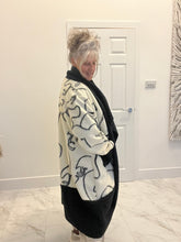 Load image into Gallery viewer, Edge to Edge wool mix coat
