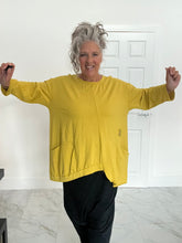 Load image into Gallery viewer, Yellow sweatshirt
