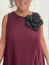 Load image into Gallery viewer, Crossover dress

