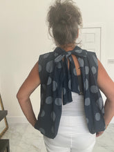 Load image into Gallery viewer, Open back spot top
