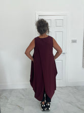 Load image into Gallery viewer, Crossover dress
