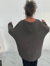 Load image into Gallery viewer, Heart knit
