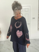 Load image into Gallery viewer, Supersoft heart detail knit
