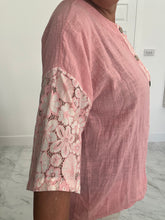Load image into Gallery viewer, Light weight lace detail top
