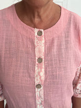 Load image into Gallery viewer, Light weight lace detail top
