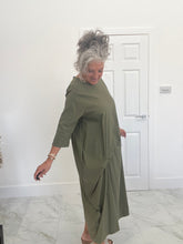 Load image into Gallery viewer, IDRange Dress
