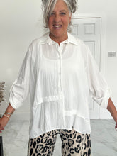 Load image into Gallery viewer, ID Range easy to wear blouse
