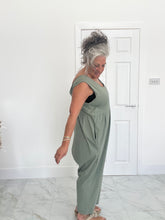 Load image into Gallery viewer, Slouchy jumpsuit
