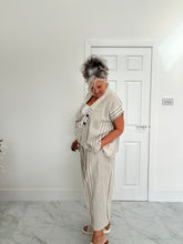 Load image into Gallery viewer, ID Range wide leg pant
