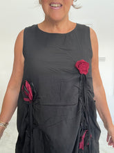 Load image into Gallery viewer, ID Range ruched dress
