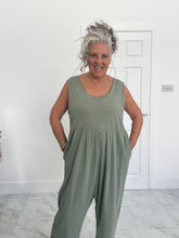 Load image into Gallery viewer, Slouchy jumpsuit
