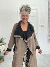 Load image into Gallery viewer, Cover Up lightweight coat
