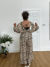 Load image into Gallery viewer, Fab v neck jumpsuit with frill details
