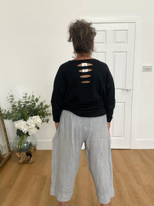 Grey 3/4 linen pants